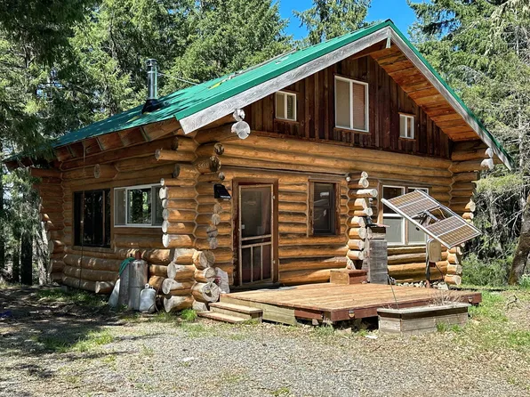 2020 Anderson Ford Rd, Bridgeville, CA 95526