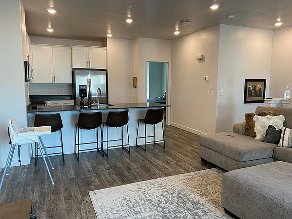 Joint kitchen and family room with 9 foot ceilings.