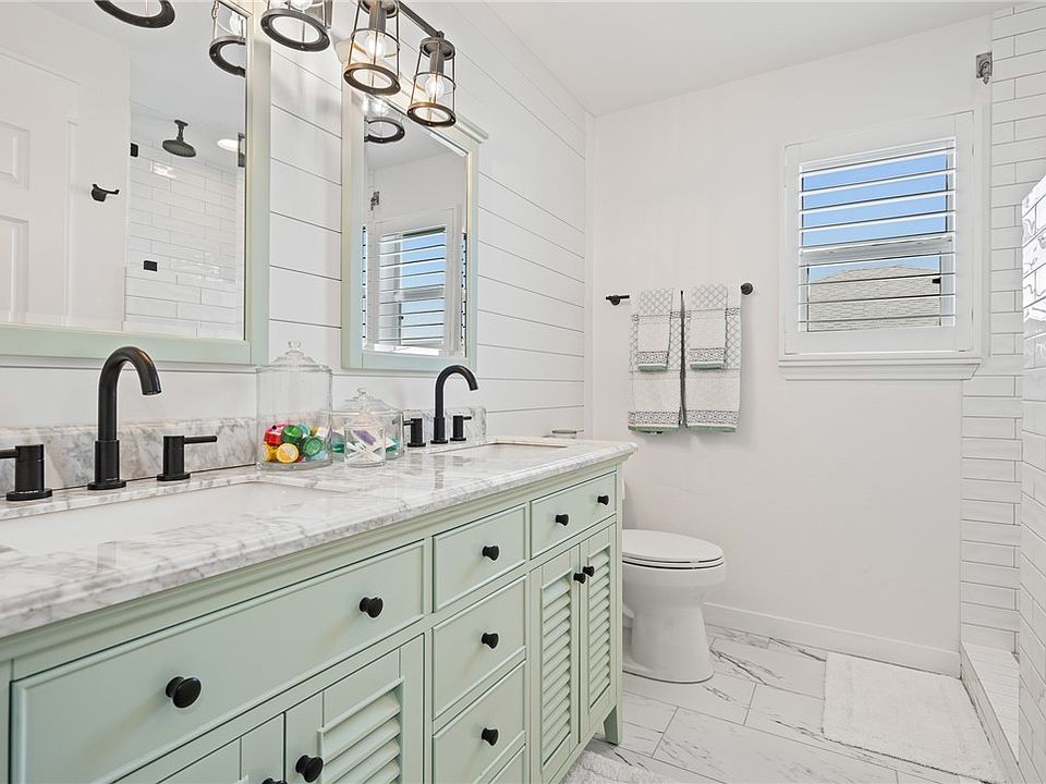 19th image of 107 Angelfish Ct