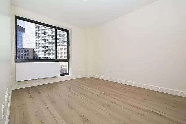 Rented by Compass | media 12