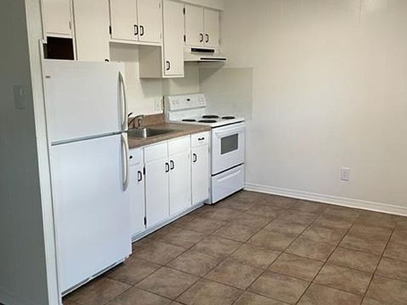 4th image of 318 Porter Ave APT 207