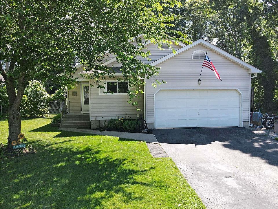 1st image of 17 Kathleen Crescent