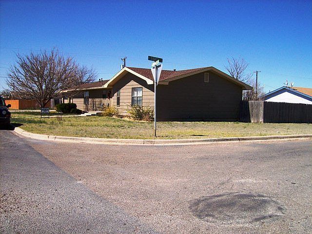 1st image of 806 W Avenue J