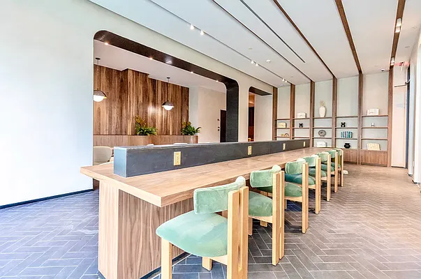 Rented by Manhattan Realty Group | media 5