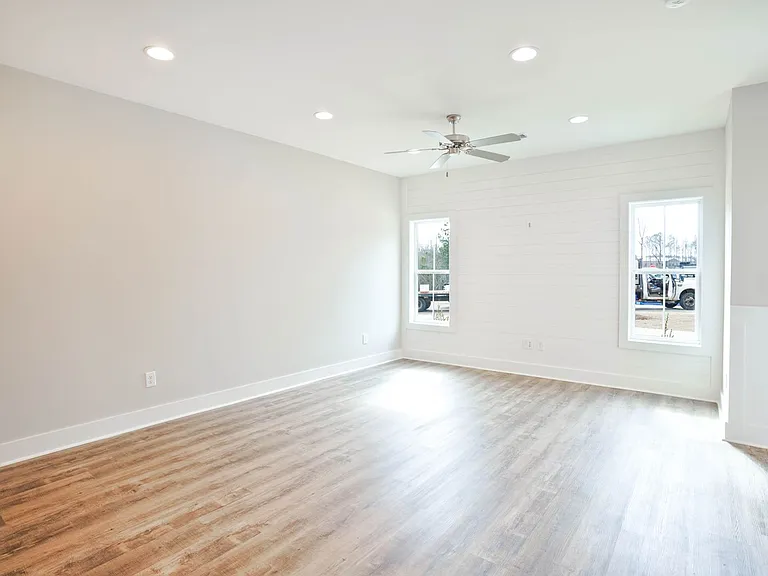 630 Village Dr #10 — Photo 12