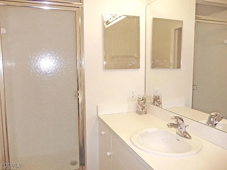 16645 Lake Circle Dr #732 — Photo 19