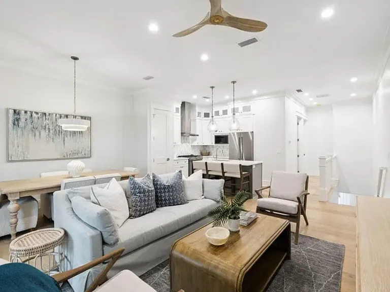45 Grove Townhomes Pl #104 — Photo 7