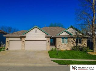 6113 S 159th St, Omaha, NE 68135