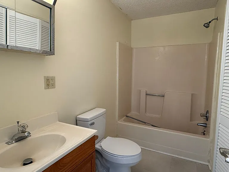 113 Elliott And Scott Cir — Photo 11