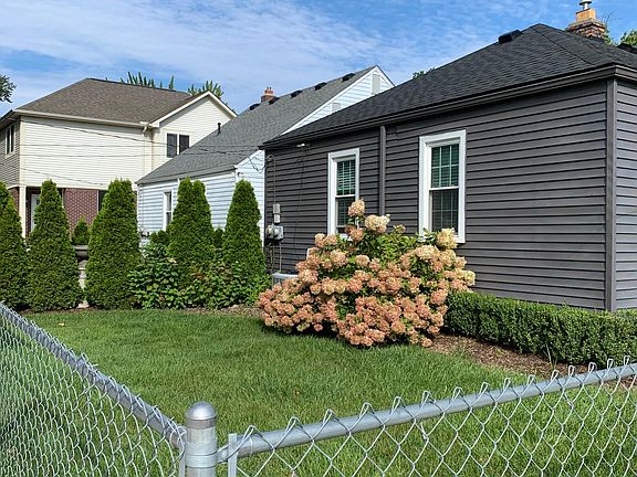 4th image of 1283 Catalpa Dr