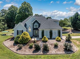 15 Lonesome Pine Dr, Nebo, NC 28761