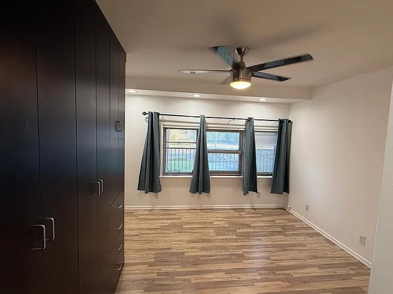 10257 Olive St — Photo 22