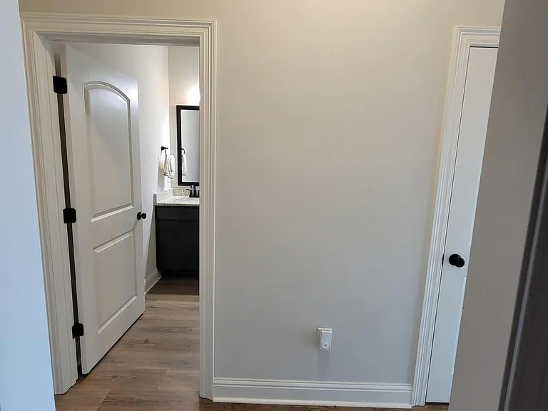 10165 Patrick Dr — Photo 26