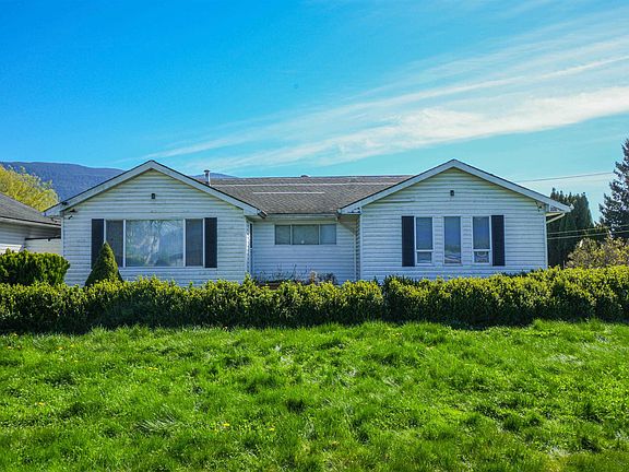 3rd image of 42148 Keith Wilson Rd