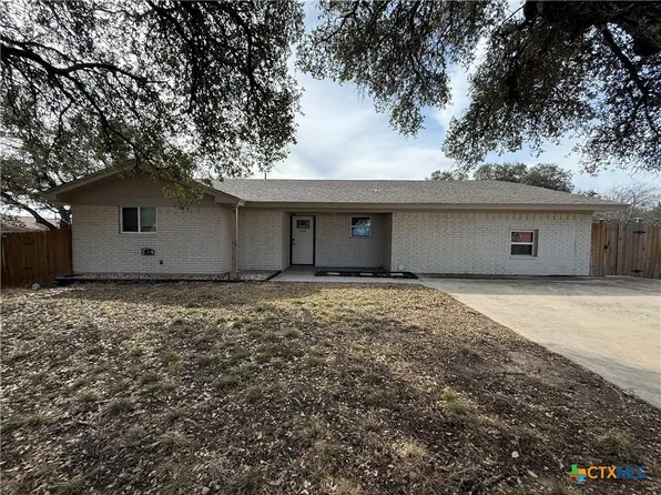 2109 Urbantke Ln, Copperas Cove, TX 76522