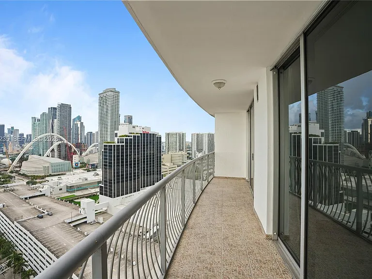 1750 N Bayshore Dr #2804 — Photo 19