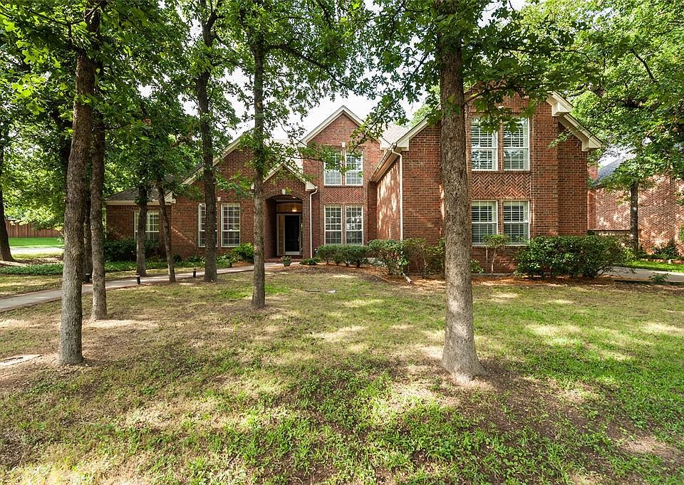 1st image of 201 Wellington Oaks Ct