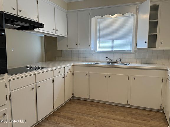 4th image of 1269 Wooddell Dr