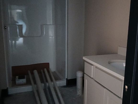 4th image of 424 Emmet St #L1