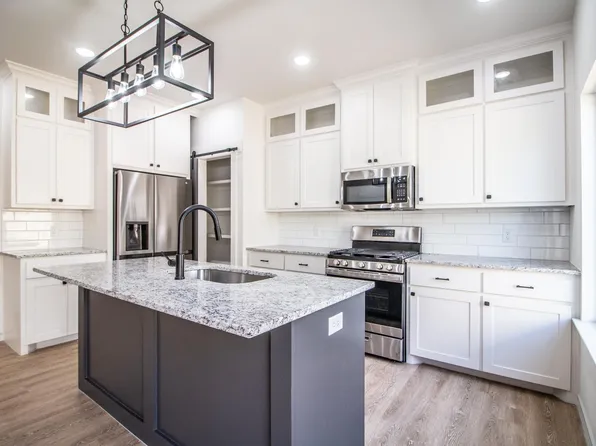 2115 20th St, Lubbock, TX 79411