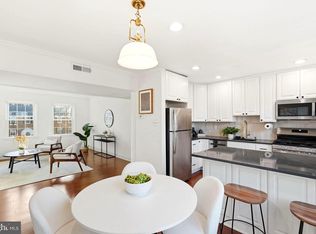 6625 10th St UNIT C2, Alexandria, VA 22307