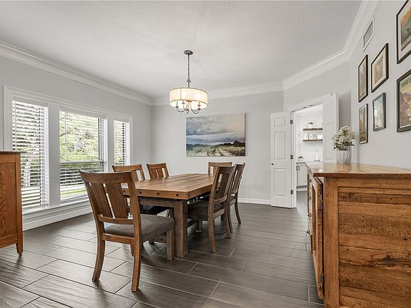 4th image of 9310 Amberwood Ct