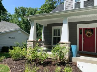 321 S Mosley Rd, Saint Louis, MO 63141