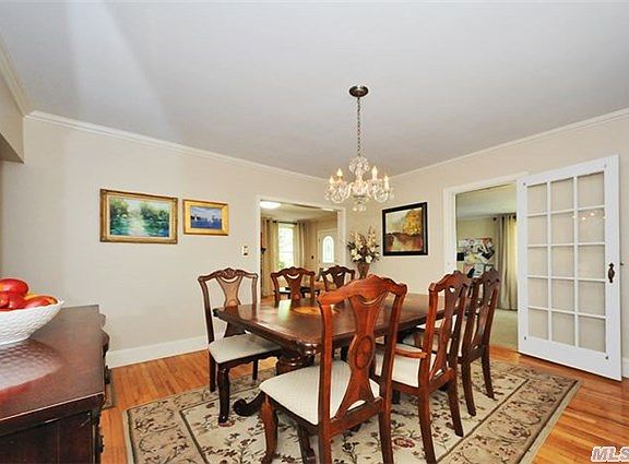 4th image of 9 Lincoln Pl