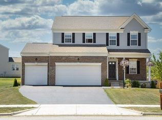 1570 Tammy Louise Dr, Pataskala, OH 43062