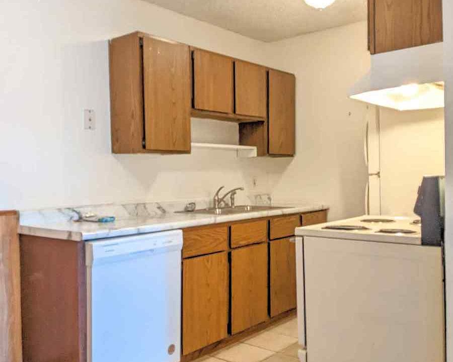 1st image of 2140 Barclay St #202