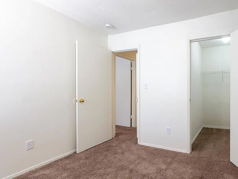 Spring Creek Townhomes — Photo 20