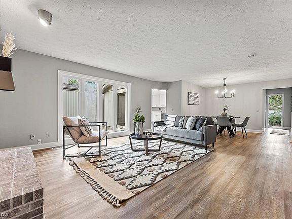 4th image of 11007 Eastwind Ct
