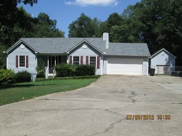 105 Ridge Pt, Stockbridge, GA 30281