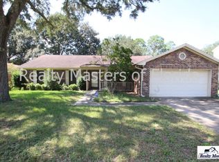 5867 Somerset Dr, Pensacola, FL 32526