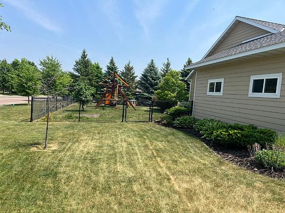 5th image of 1303 Nicole Ct
