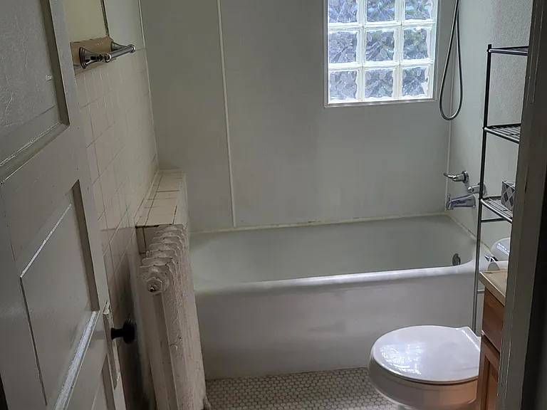 2834 Rutland Ave — Photo 7