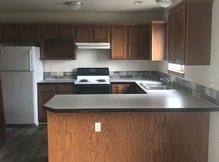 1642 Highland Ln, Andover, KS 67002