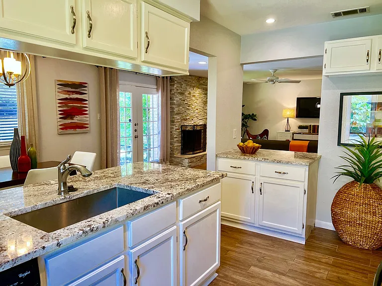 11409 Catalonia Dr — Photo 12