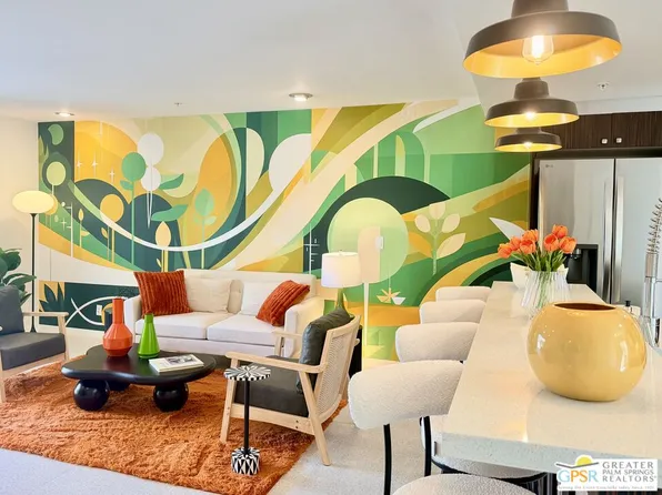 588 E San Lorenzo Rd APT 104, Palm Springs, CA 92264