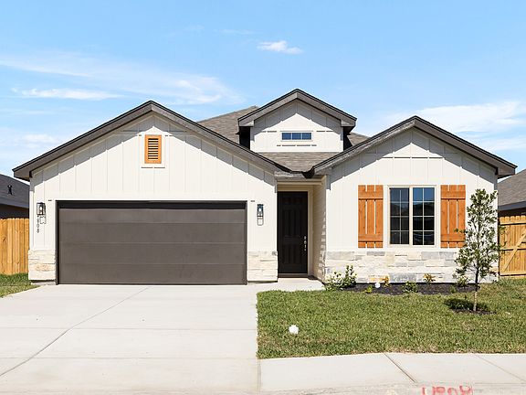 3rd image of 4808 Nerine Ave