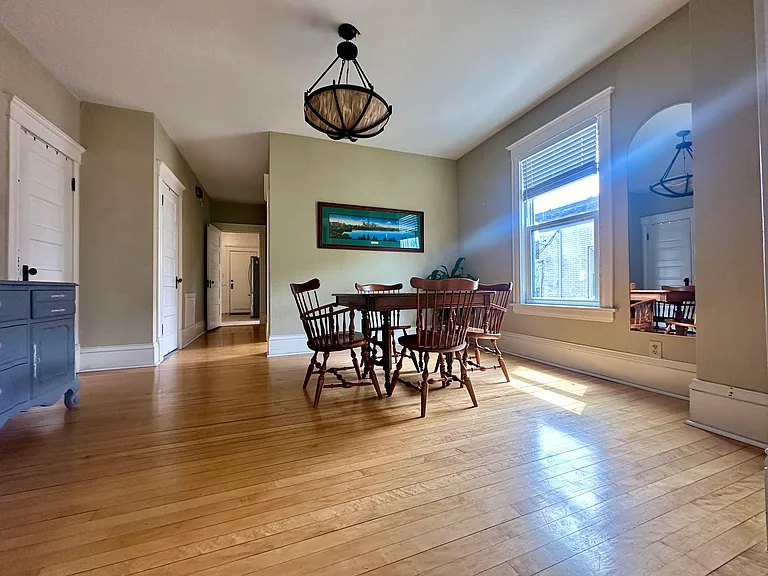 2115 University Ave NE #2 — Photo 6