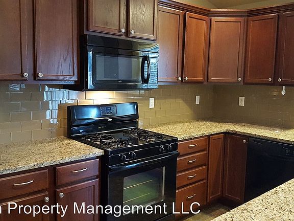 3rd image of 6110 Beacon Rock Ln