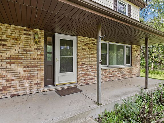 3rd image of 9517 Ballard Rd
