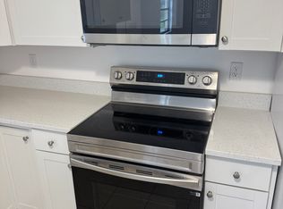 4845 16th St, Zephyrhills, FL 33542