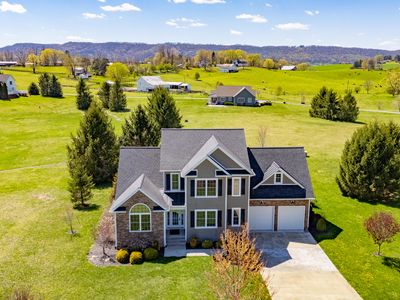 393 James River Rd, Lewisburg, WV, 24901