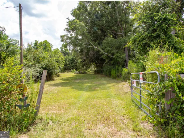 2512 Beulah Church Rd, Alma, GA 31510