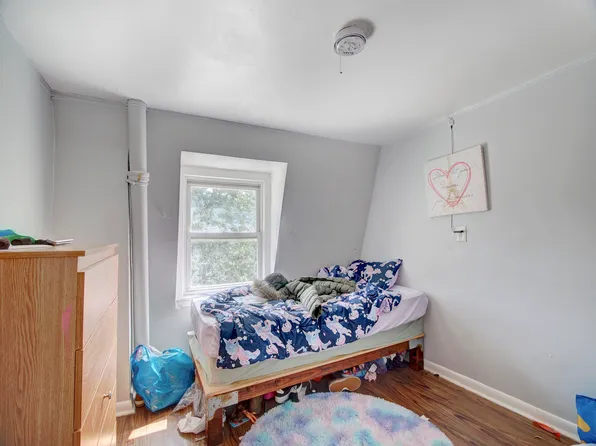 31 Lexington Avenue image 13 of 17