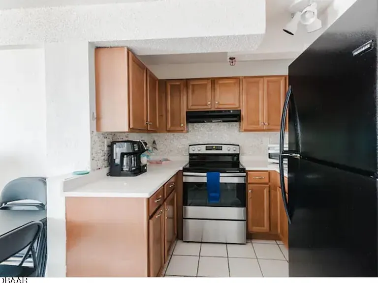 800 N Atlantic Ave #614 — Photo 17
