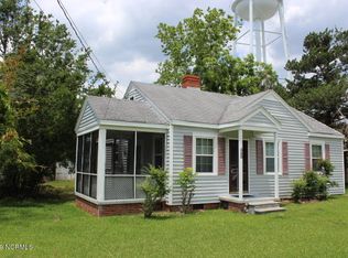 520 Sabiston Dr, Swansboro, NC 28584