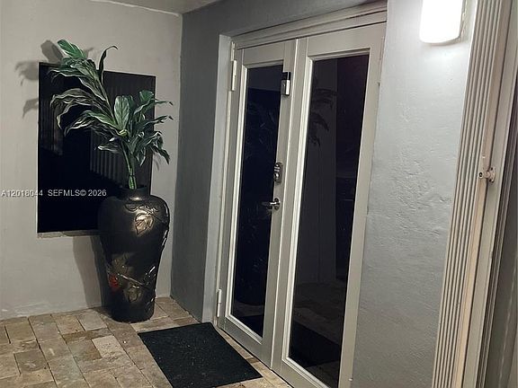 5th image of 9260 SW 164th St